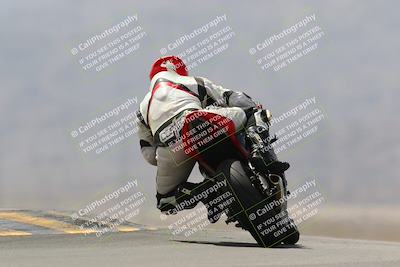 media/Apr-10-2022-SoCal Trackdays (Sun) [[f104b12566]]/Turn 9 Backside (1120am)/